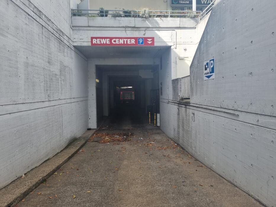Bilder ampido Parkplatz