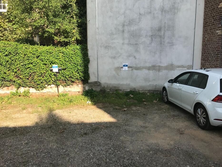 Bilder ampido Parkplatz Uni Bib Köln