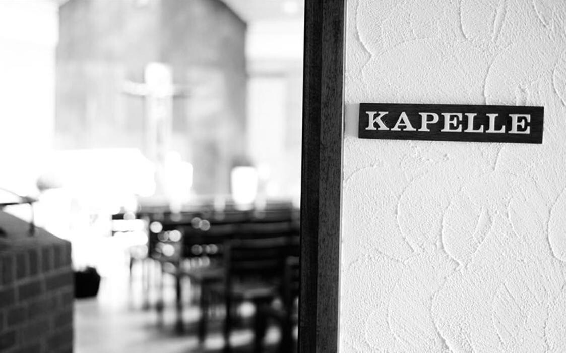 Bilder aeterno Trauerhäuser