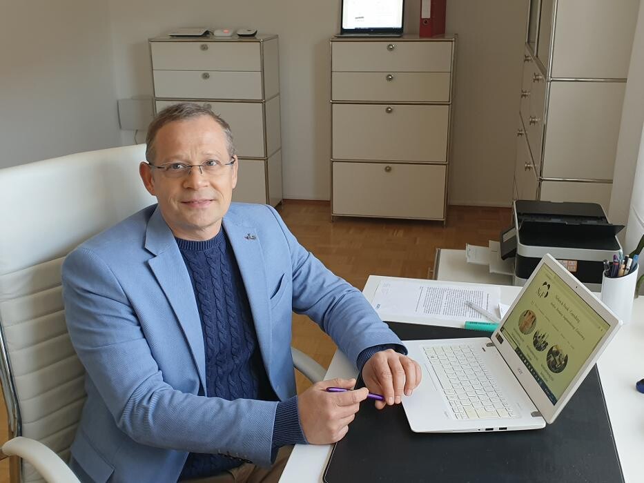 Bilder HRNeeds, das Vergleichsportal für HR-Software