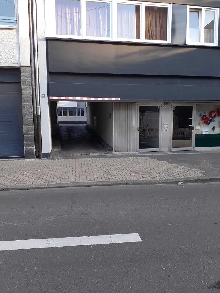 Bilder ampido Parkplatz Schokoladenmuseum Köln
