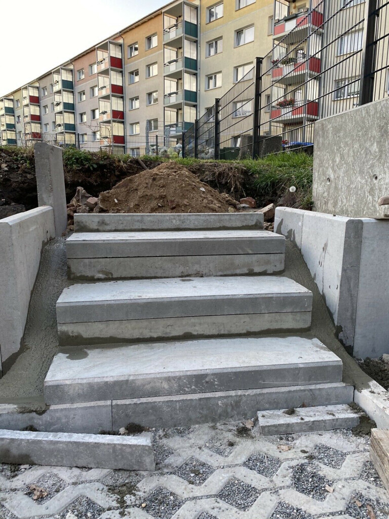 Bilder Immobilien Service Brand GmbH