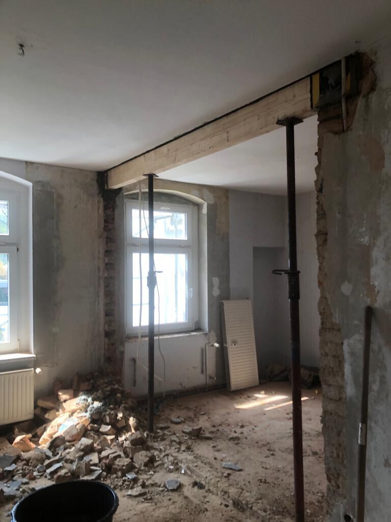 Bilder Immobilien Service Brand GmbH