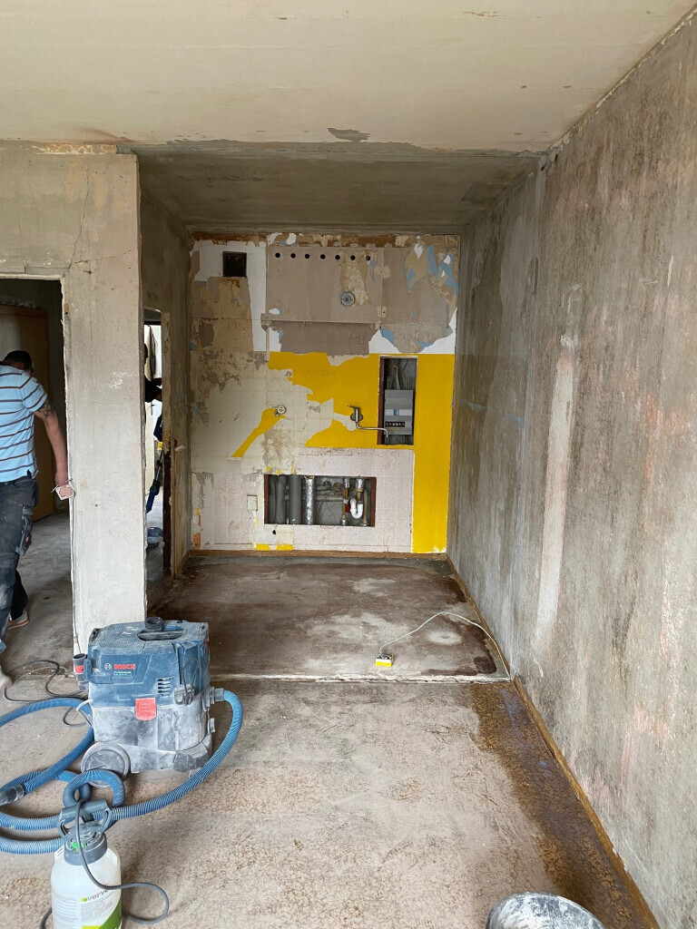 Bilder Immobilien Service Brand GmbH