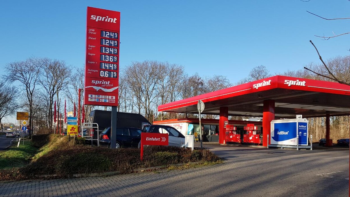 Bilder Sprint Tankstelle Eiche