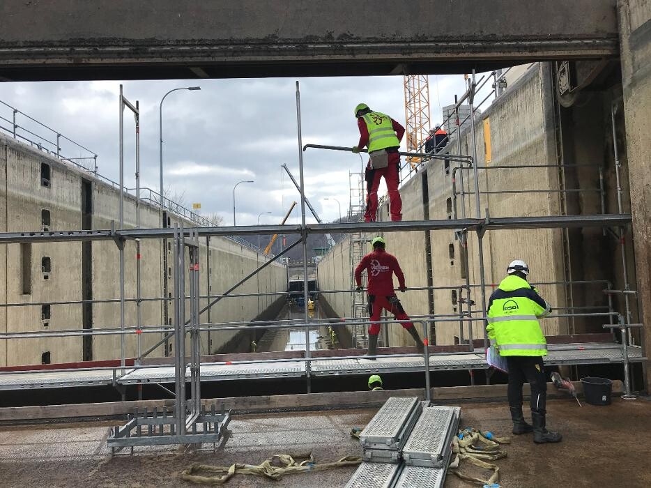 Bilder S.Werner Gerüstbau & Baggerbetrieb