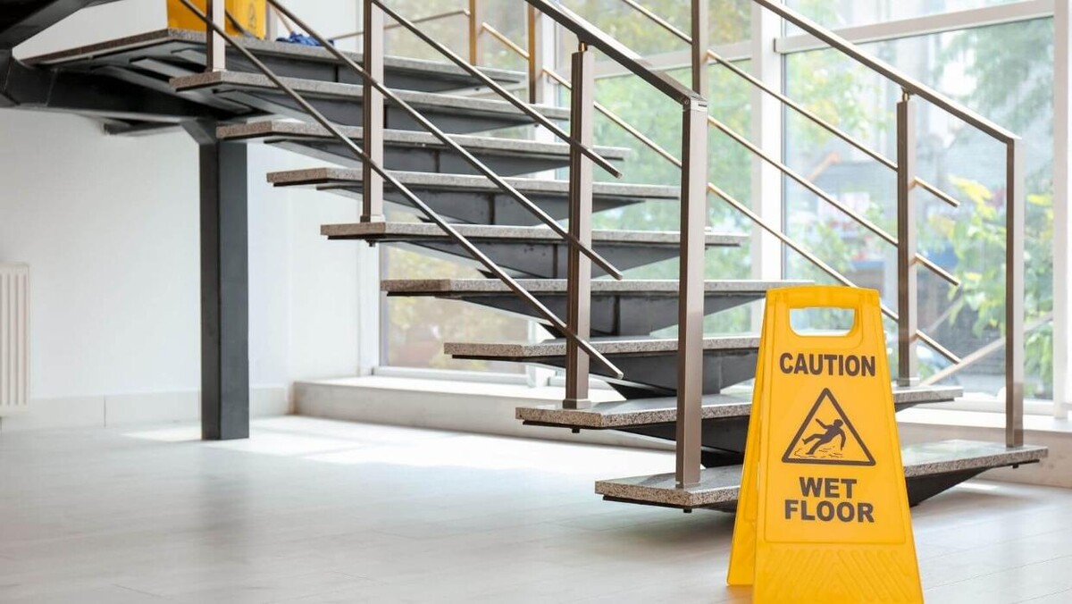 Bilder LRV Gebäudereinigung