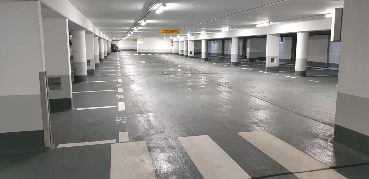 Bilder ampido Parkplatz Colonius Fernsehturm