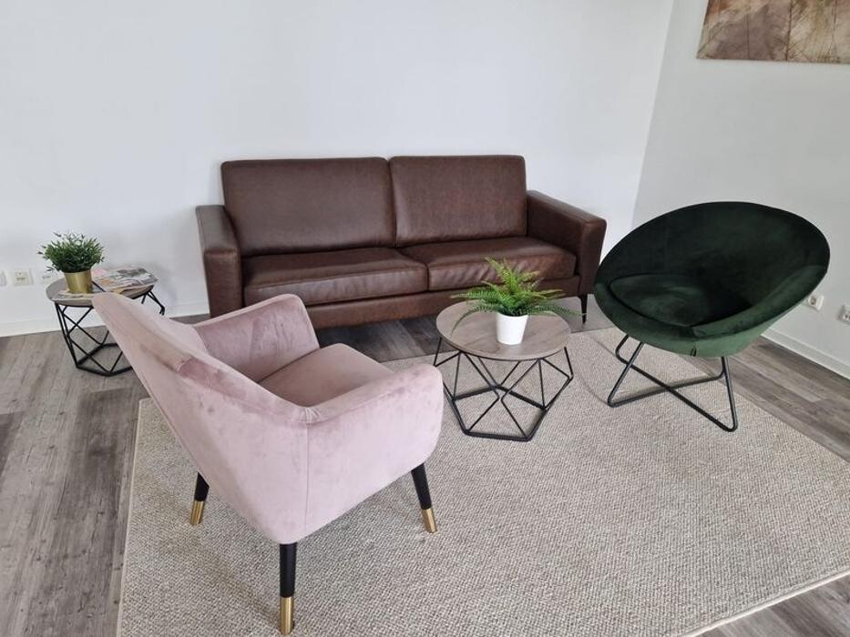 Bilder ERGO Versicherung Madeleine Libano