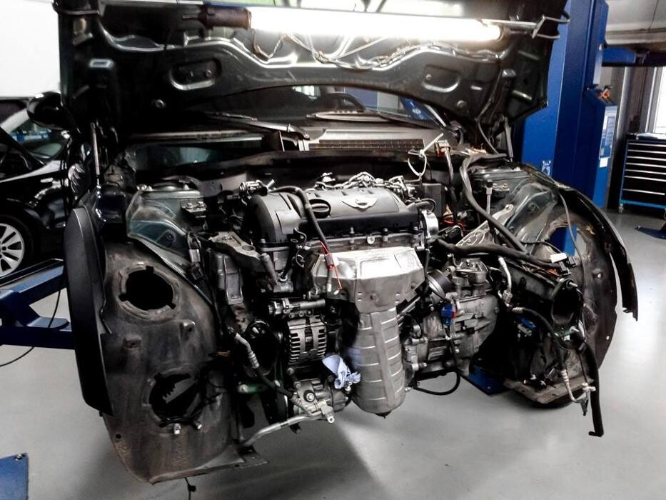 Bilder SABLOTNY KFZ-Meisterbetrieb der BMW und MINI Spezialist