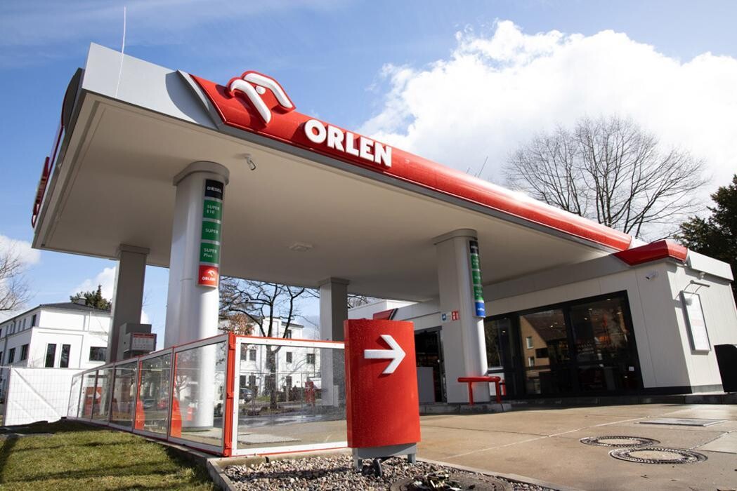 Bilder ORLEN Tankstelle