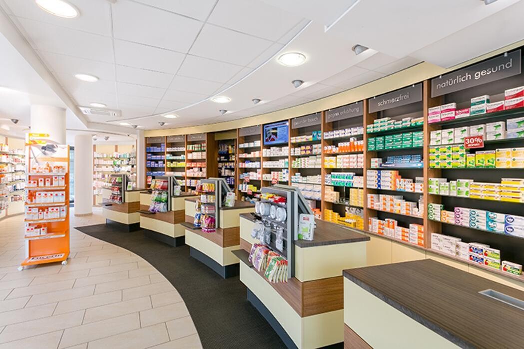 Bilder Falken Apotheke