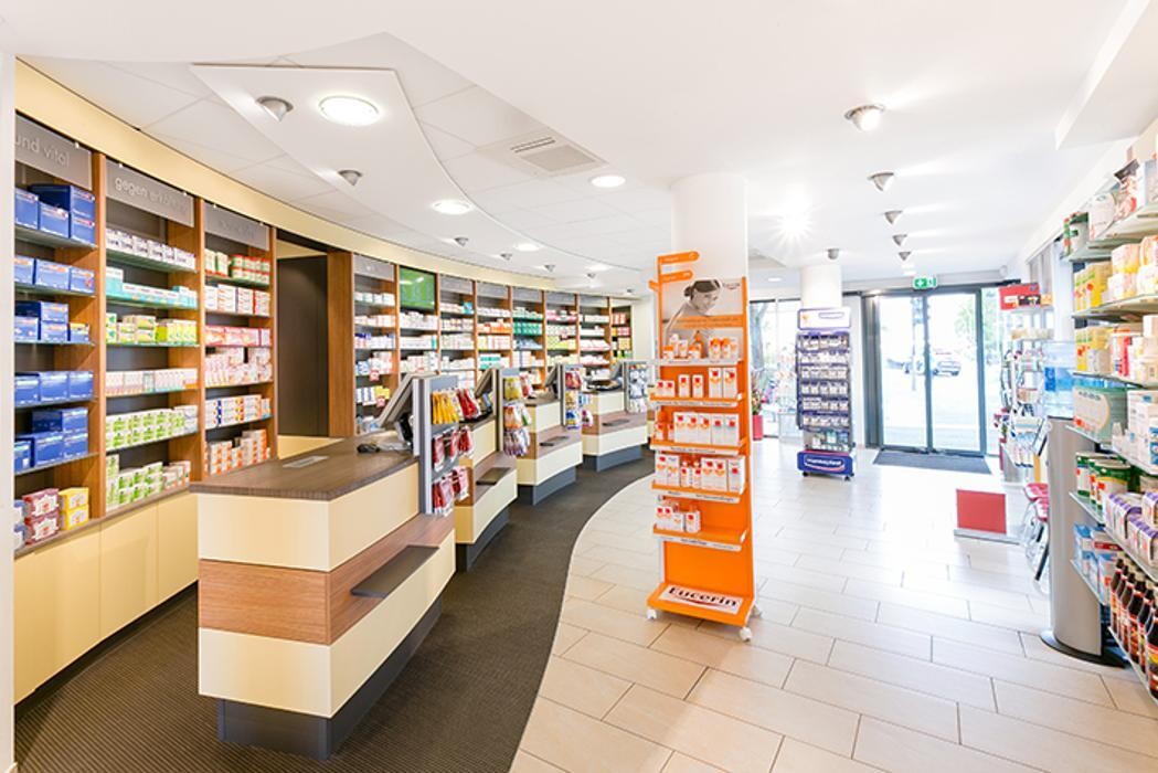 Bilder Falken Apotheke