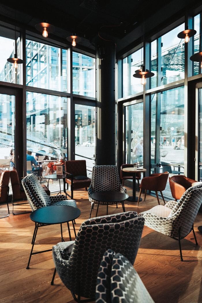 Bilder FOODFACTORY Cube Berlin - Food-Court, Restaurant & Café am Hbf