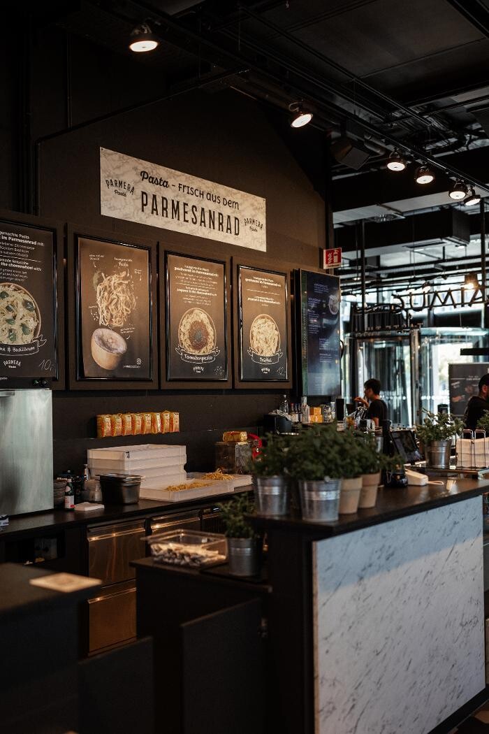 Bilder FOODFACTORY Cube Berlin - Food-Court, Restaurant & Café am Hbf