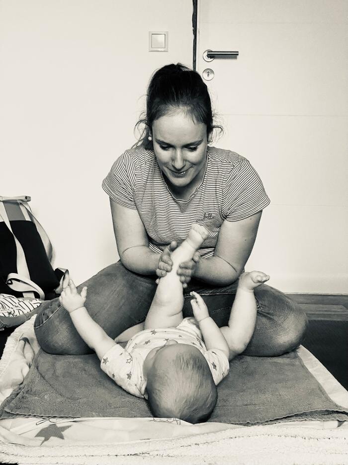 Bilder Babymassage Naumburg - Babymassagekurse & Krabbelgruppen