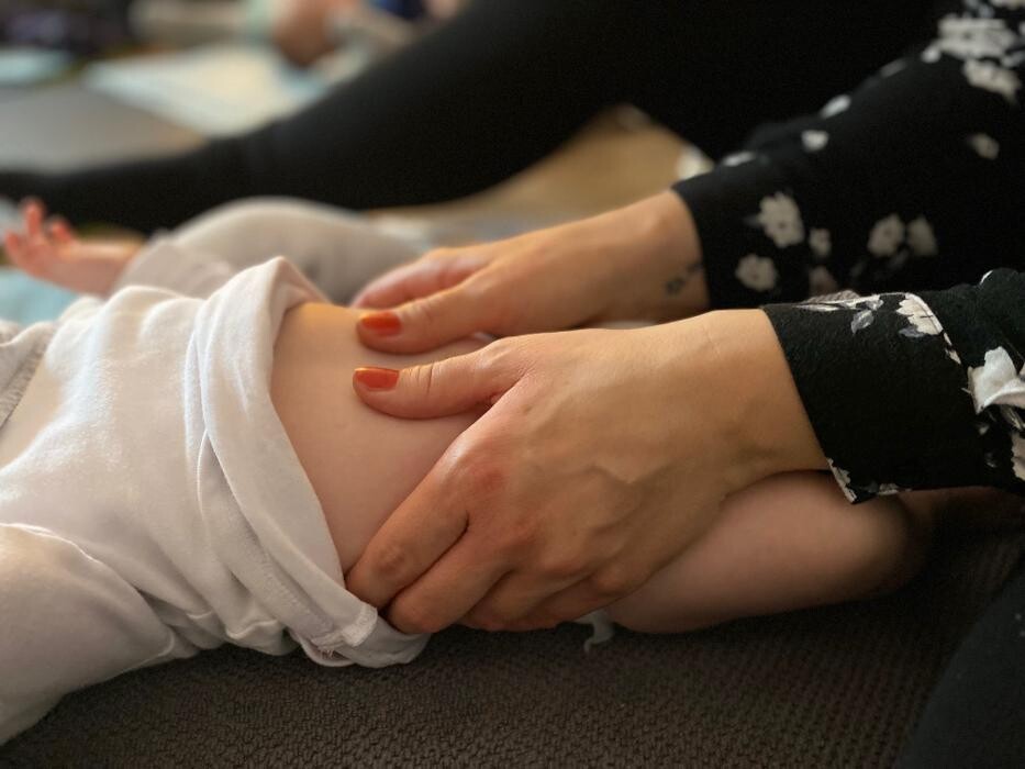 Bilder Babymassage Naumburg - Babymassagekurse & Krabbelgruppen