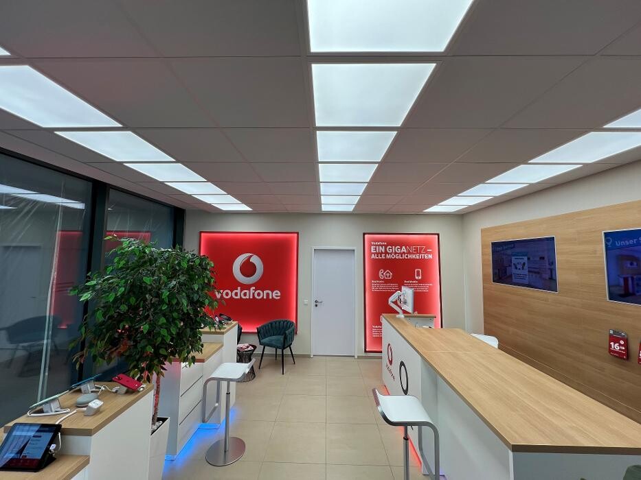 Bilder Vodafone Partnershop Dachau