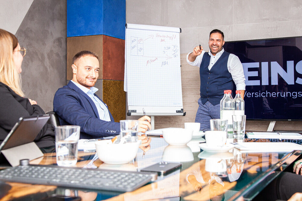 Bilder Eins+ Versicherungsmakler GmbH