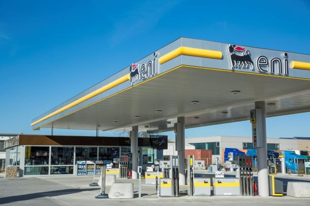 Bilder Agip Service Station