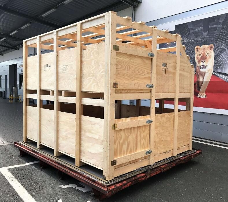 Bilder AVS Gefahrgut & Verpackungen GmbH