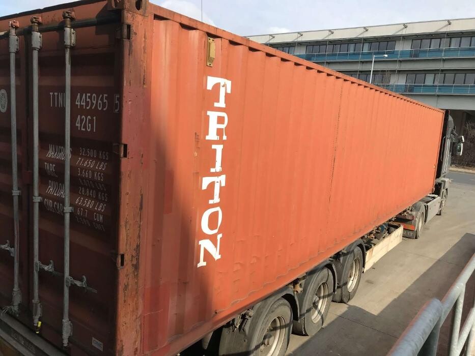 Bilder AVS Gefahrgut & Verpackungen GmbH