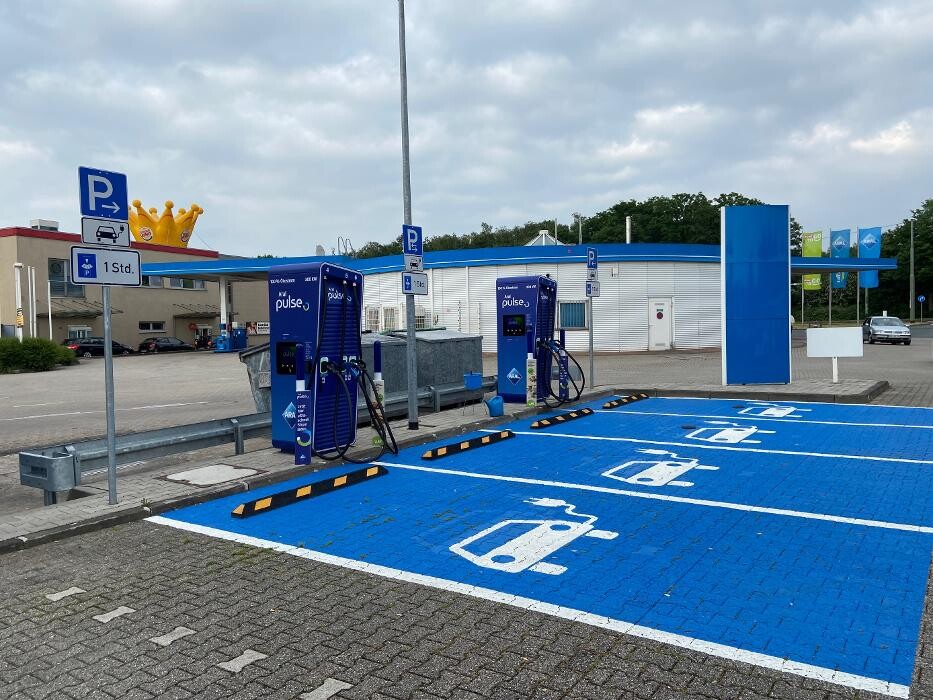 Bilder Aral pulse Ladestation
