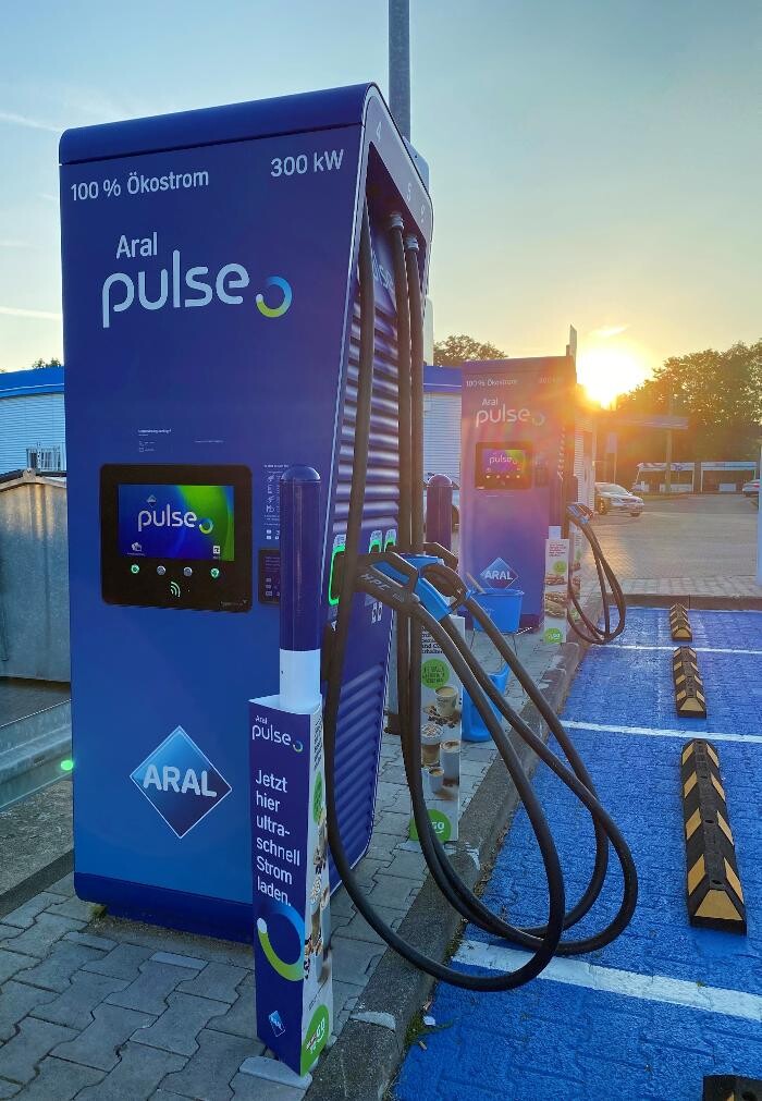 Bilder Aral pulse Ladestation