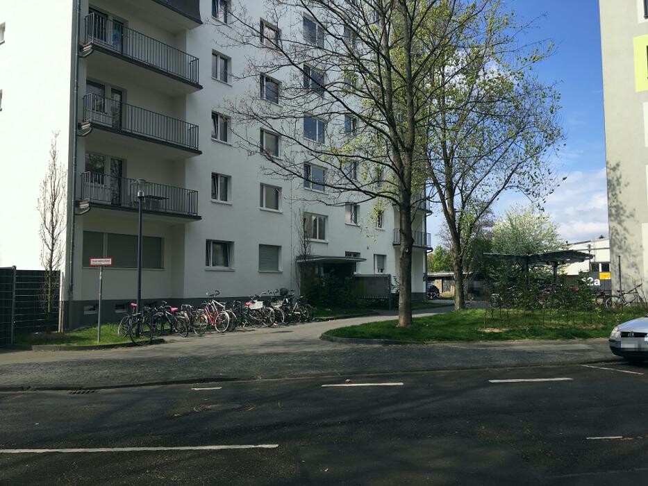 Bilder ampido Parkplatz Rosenzweigpark Köln