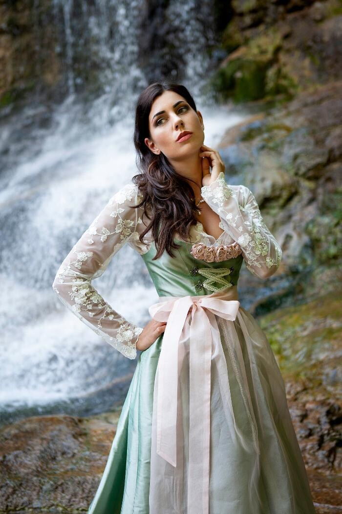 Bilder Dein Wundertag - Brautstyling & Hochzeitsstyling in München