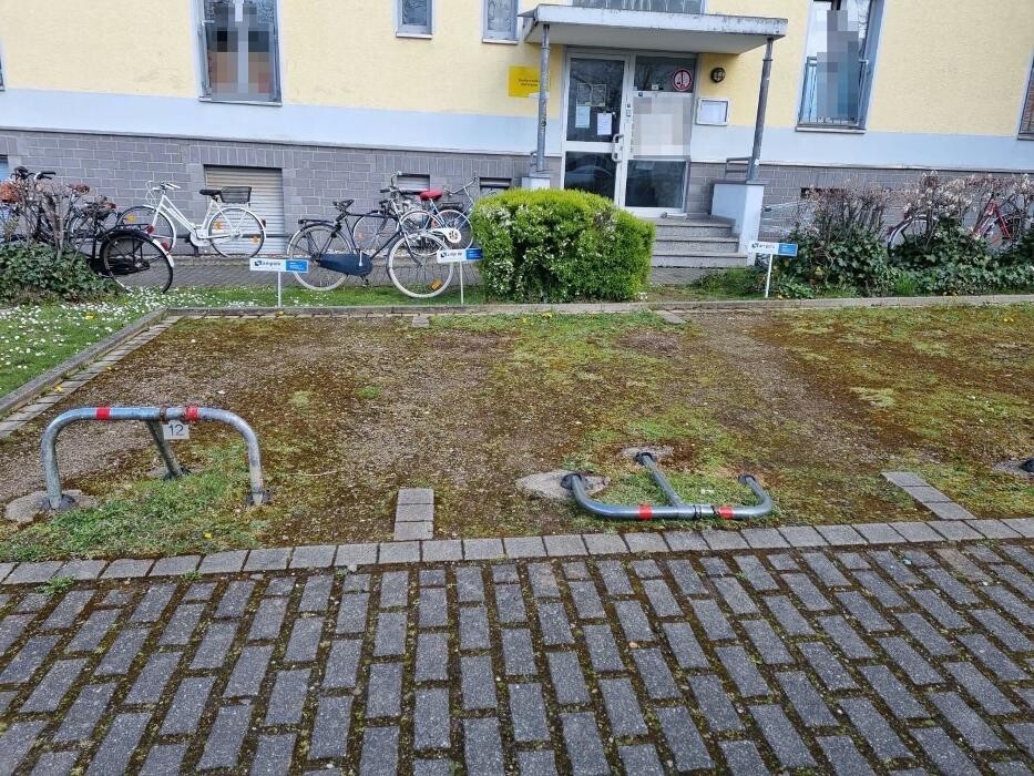 Bilder ampido Parkplatz Südstadion Köln