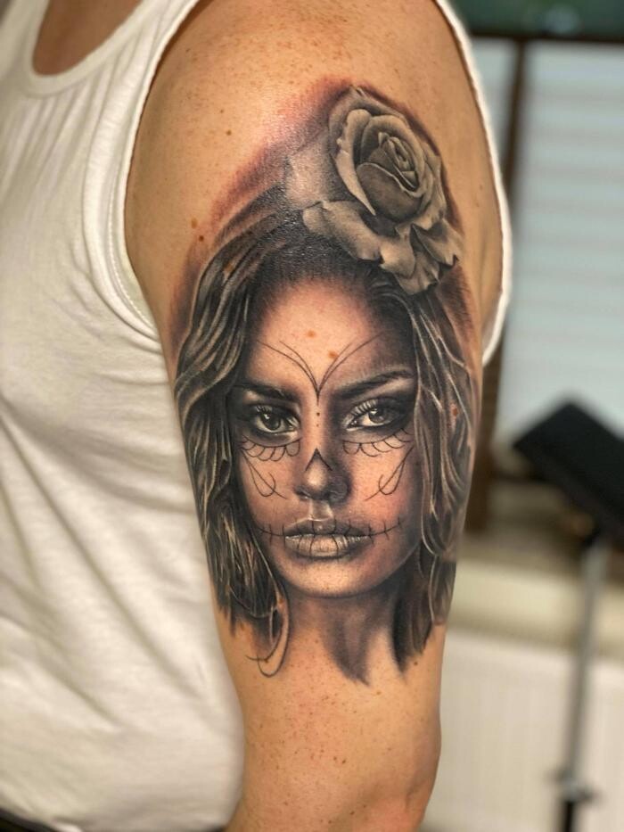 Bilder Bloody Pain TattooArt by Matthias