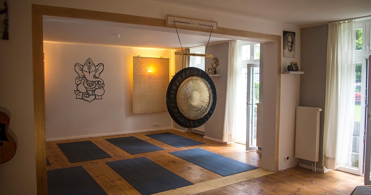 Bilder Vayu-Institut Yoga & Waldbaden