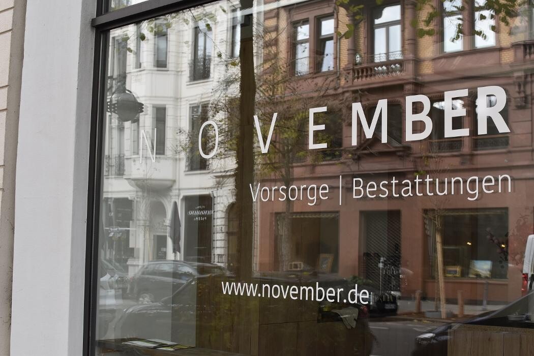 Bilder November | Vorsorge & Bestattungen - Wiesbaden