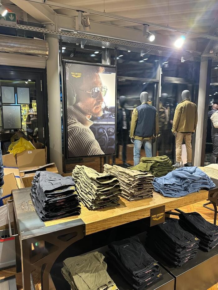 Bilder PME Legend Store