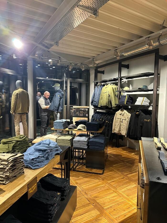Bilder PME Legend Store