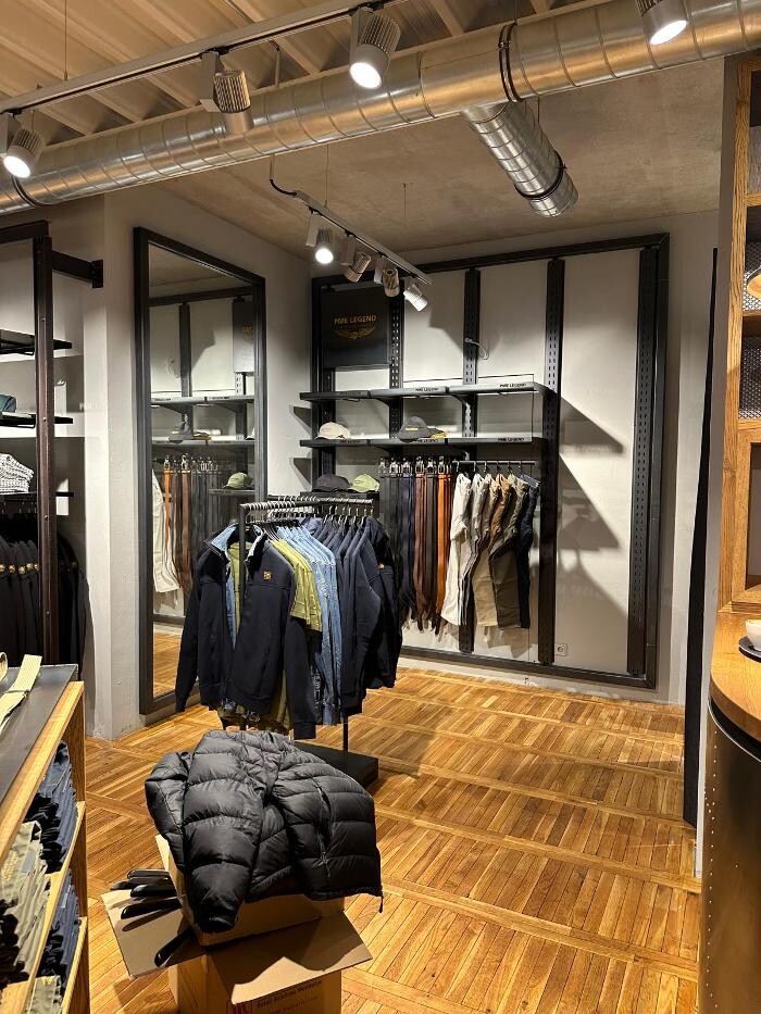 Bilder PME Legend Store