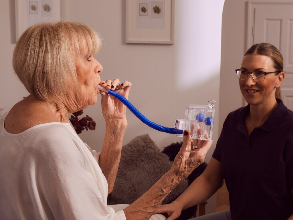 Bilder PhysioStich - Privatpraxis für Physiotherapie zu Hause