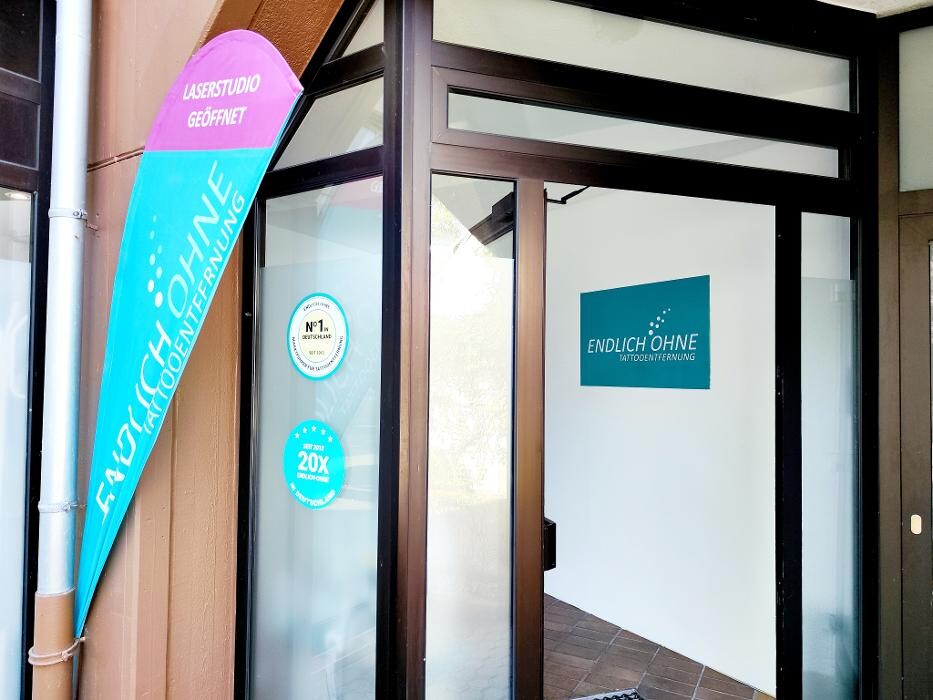 Bilder ENDLICH OHNE Tattooentfernung Filiale Bonn
