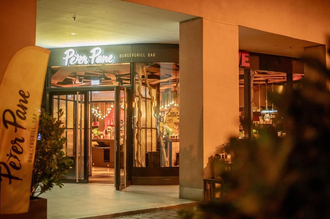 Bilder PETER PANE Burgergrill & Bar