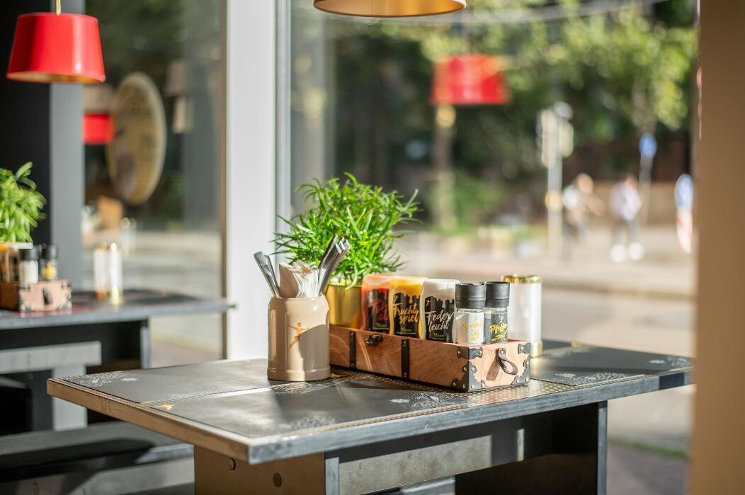 Bilder PETER PANE Burgergrill & Bar