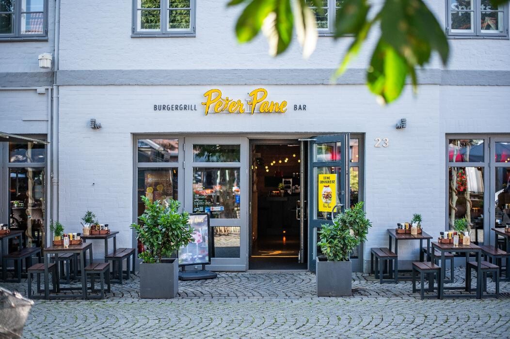 Bilder PETER PANE Burgergrill & Bar
