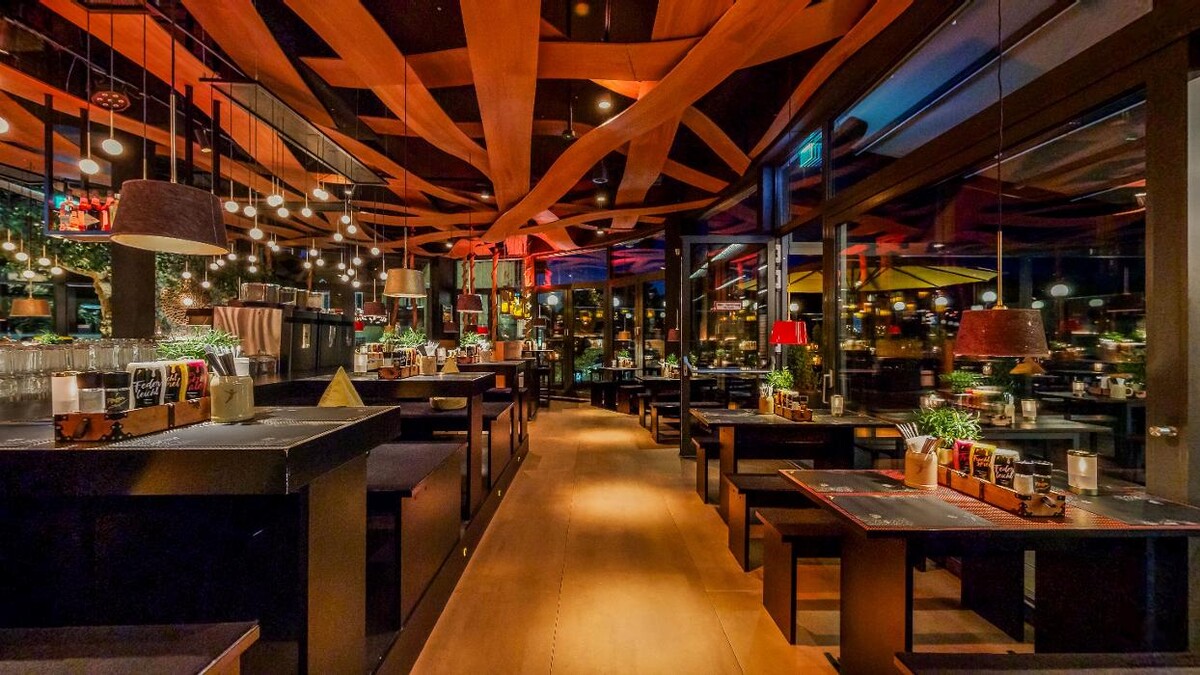 Bilder PETER PANE Burgergrill & Bar