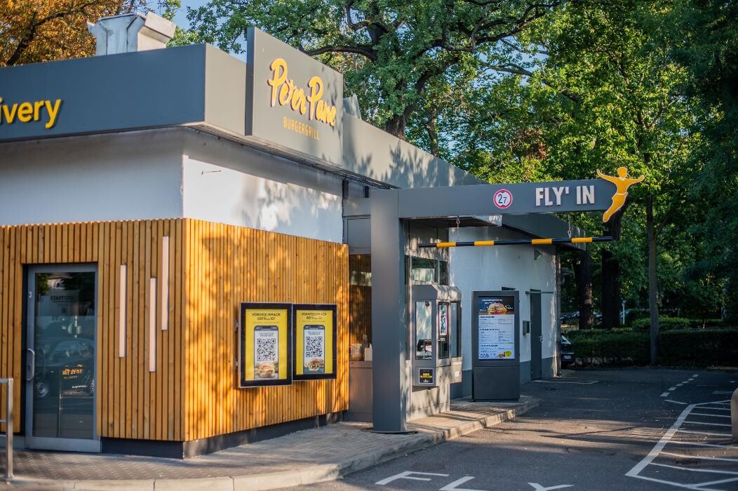 Bilder PETER PANE Burgergrill