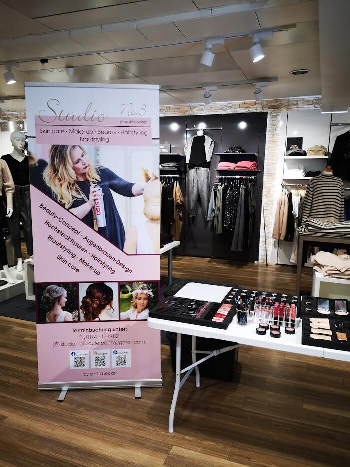 Bilder Studio No. 3 by steffi becker