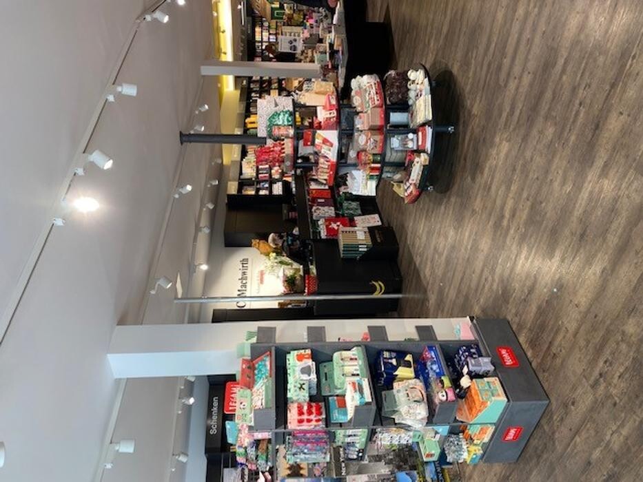 Bilder Schmitt & Hahn Buch und Presse Buchhandlung C. Machwirth