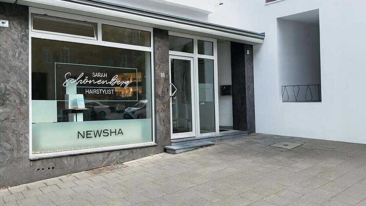 Bilder SARAH SCHÖNENBERG HAIRSTYLIST & HEAD SPA