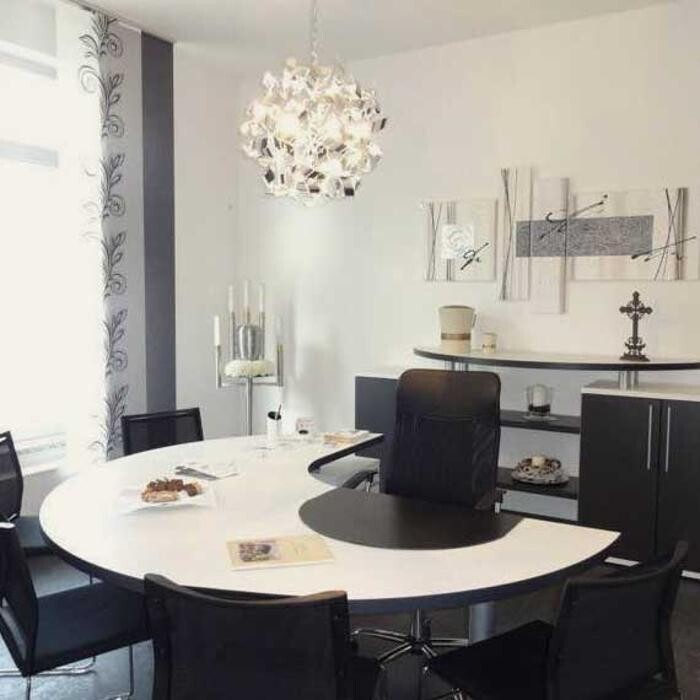 Bilder Bestattungen Sandleitner GmbH & Co. KG