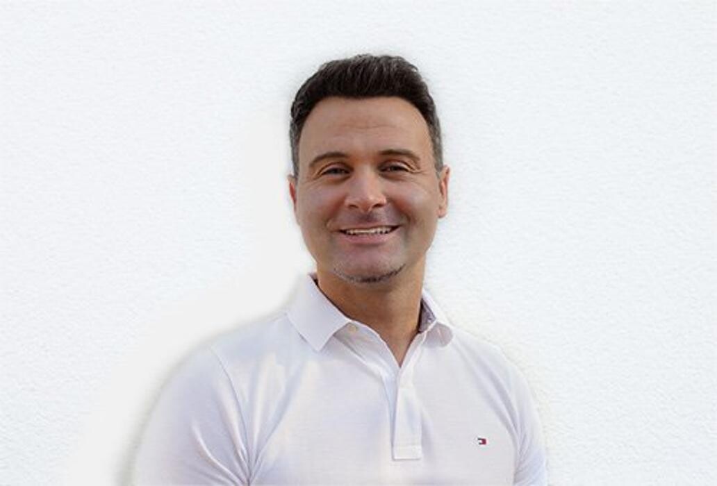 Bilder Zahnarzt Dr. Thomas Thometzki, M. Sc. Implantologie & orale Chirurgie, Ästhetik und Veneers
