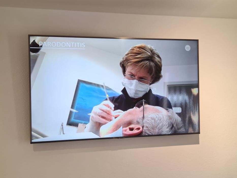 Bilder Zahnarzt Dr. Thomas Thometzki, M. Sc. Implantologie & orale Chirurgie, Ästhetik und Veneers